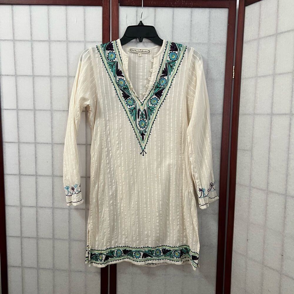 WHAT COMES AROUND GOES AROUND TUNIC EMBROIDERY TOP SIZE S